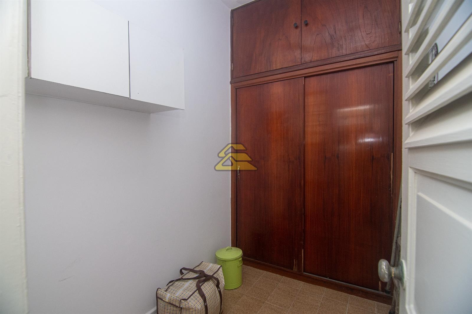 Apartamento à venda com 3 quartos, 180m² - Foto 12