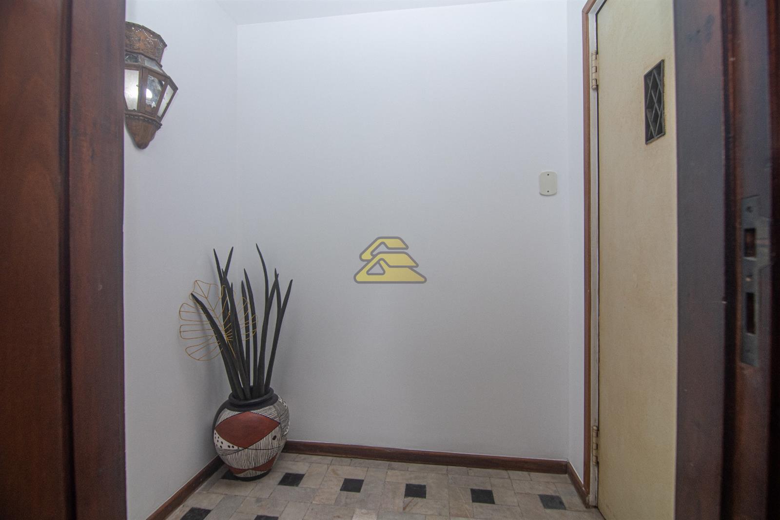 Apartamento à venda com 3 quartos, 180m² - Foto 28