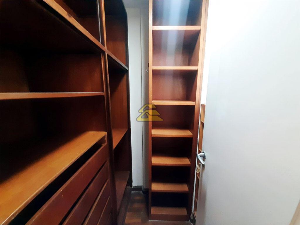 Apartamento à venda com 4 quartos, 240m² - Foto 26