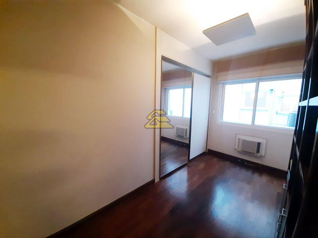 Apartamento à venda com 4 quartos, 240m² - Foto 33