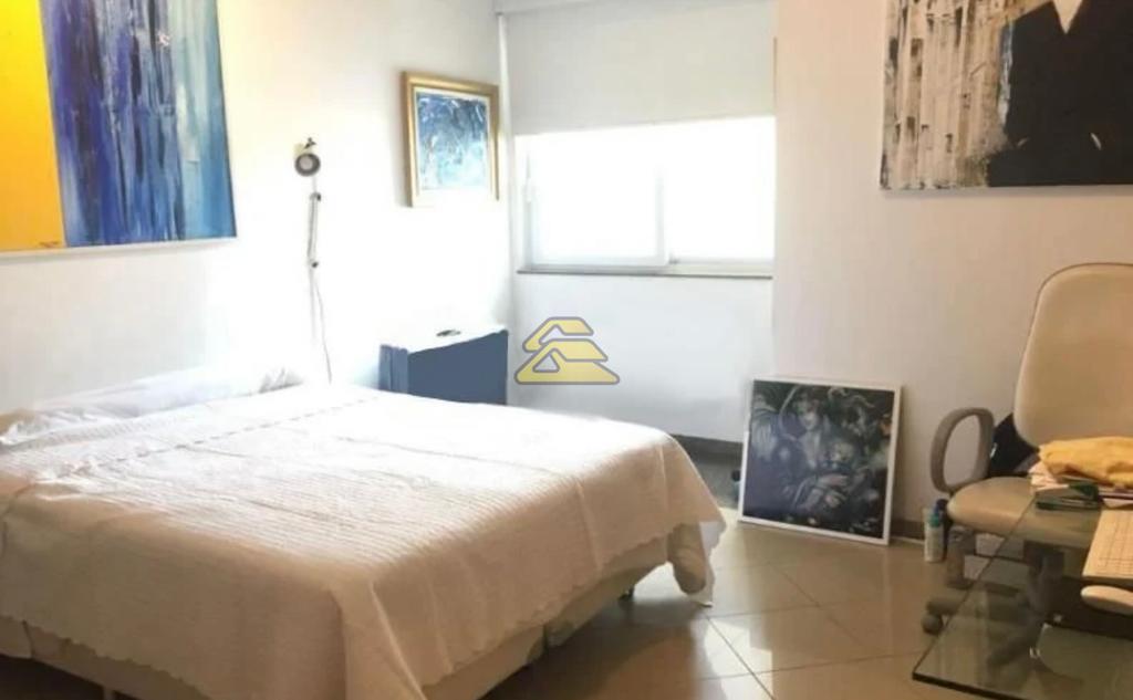 Apartamento à venda com 4 quartos, 224m² - Foto 13