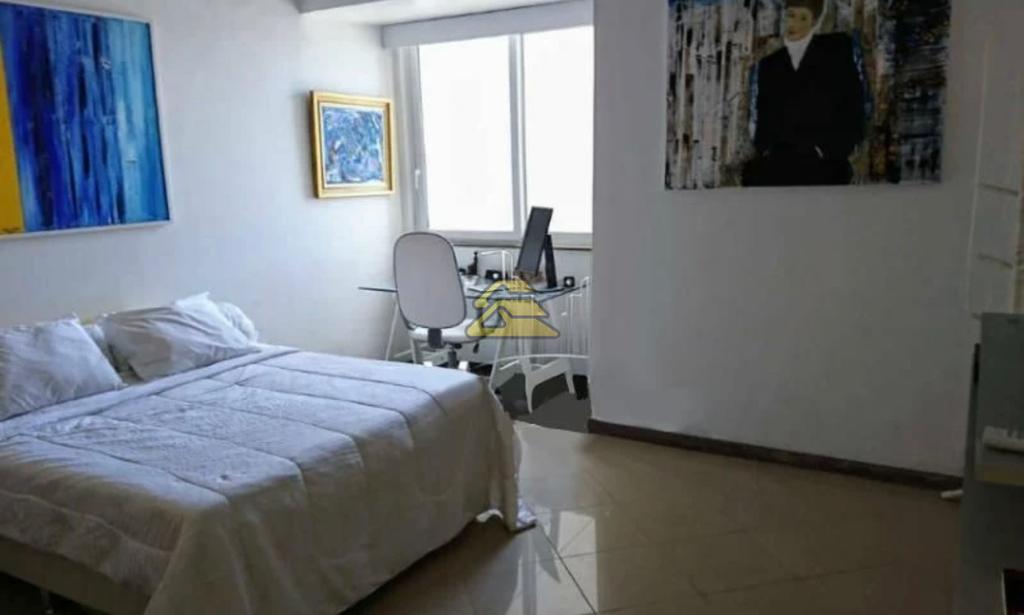 Apartamento à venda com 4 quartos, 224m² - Foto 14