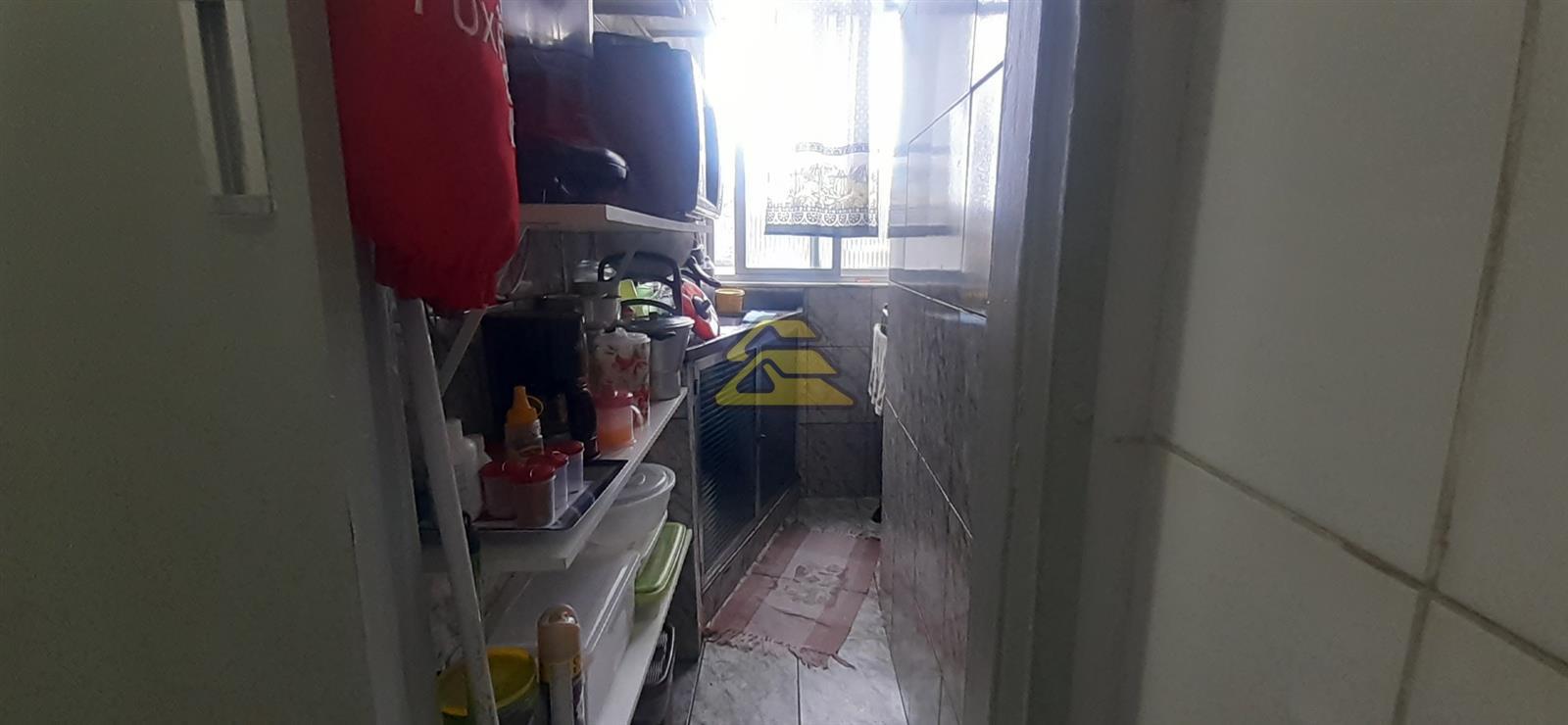 Apartamento à venda com 2 quartos, 48m² - Foto 19