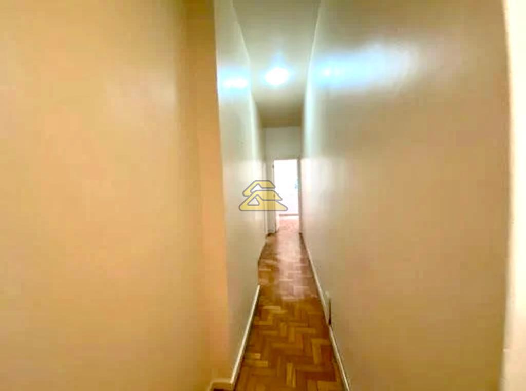 Apartamento à venda com 3 quartos, 161m² - Foto 13