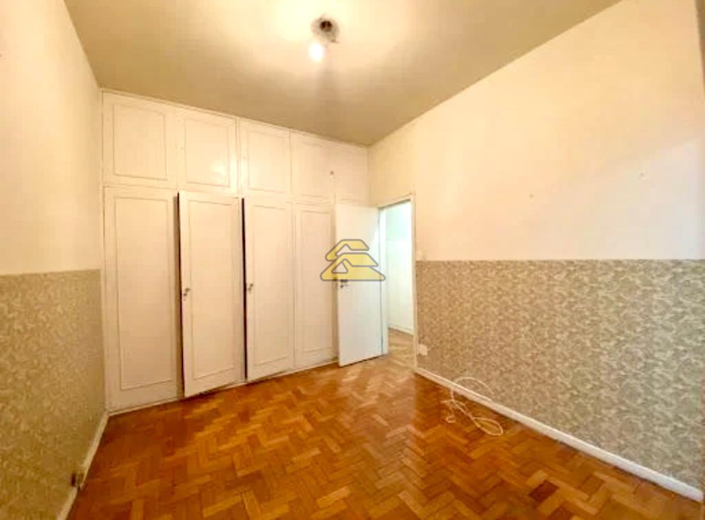 Apartamento à venda com 3 quartos, 161m² - Foto 14