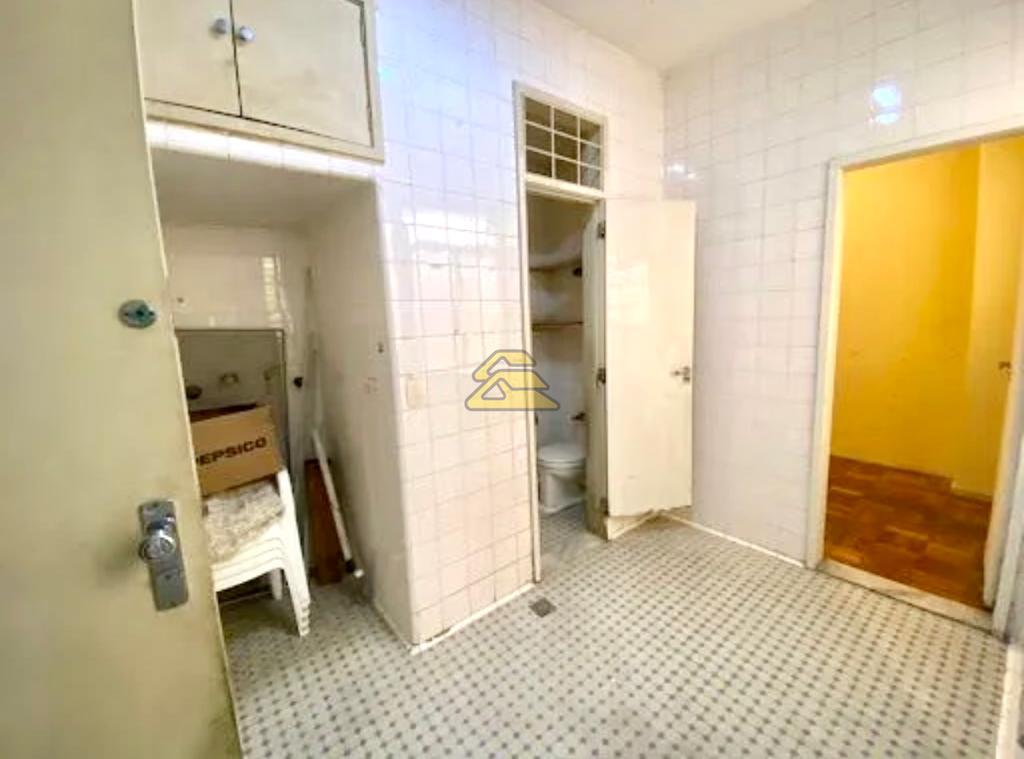 Apartamento à venda com 3 quartos, 161m² - Foto 30