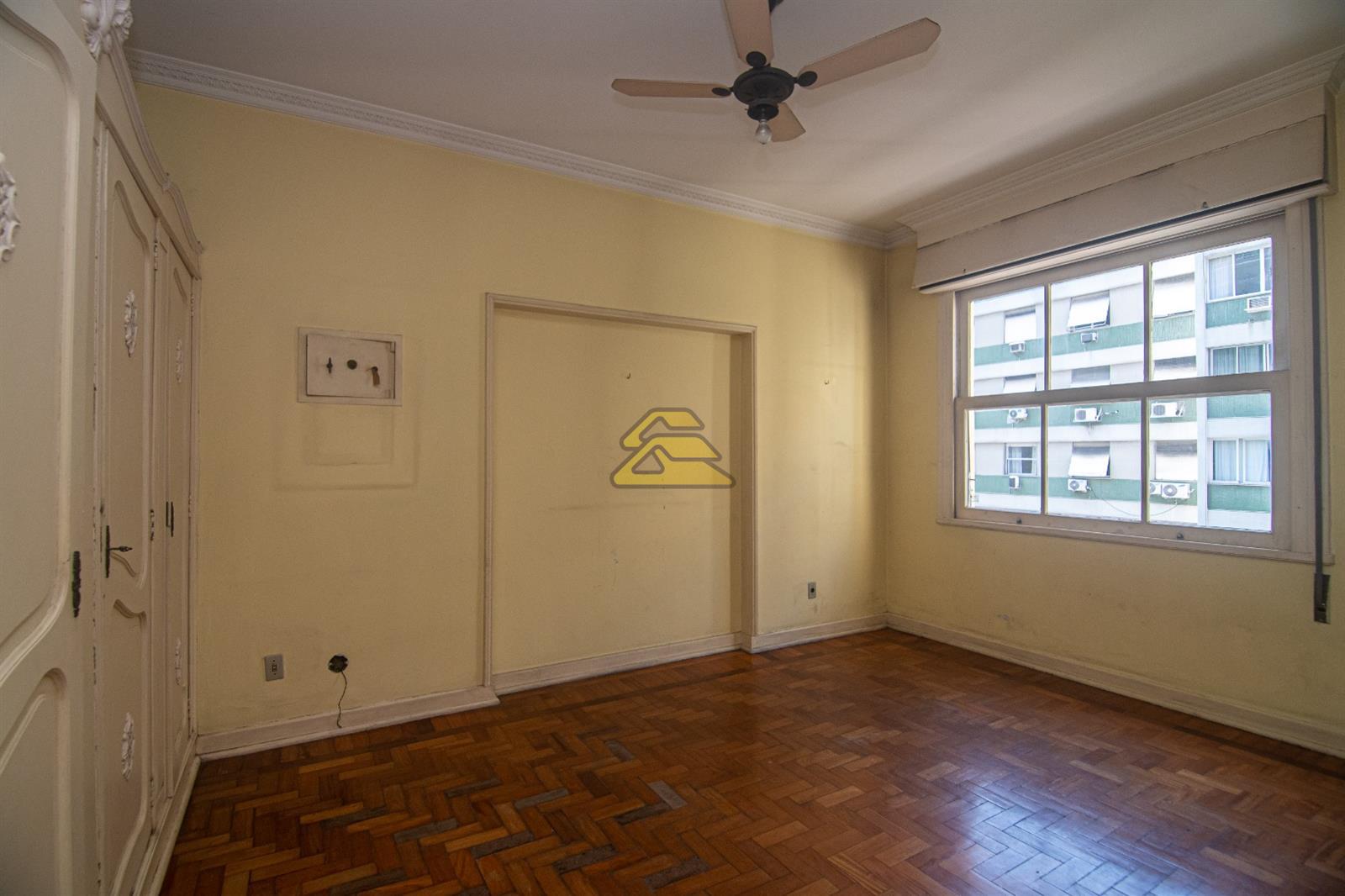 Apartamento à venda com 3 quartos, 183m² - Foto 11