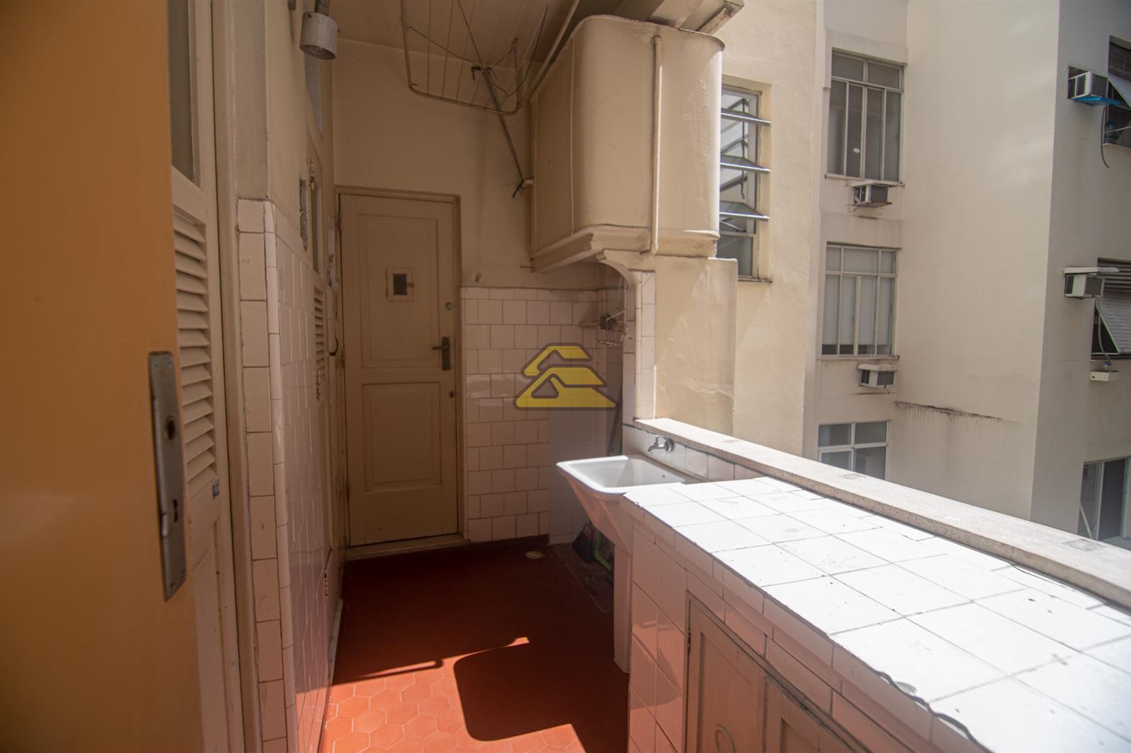 Apartamento à venda com 3 quartos, 183m² - Foto 25