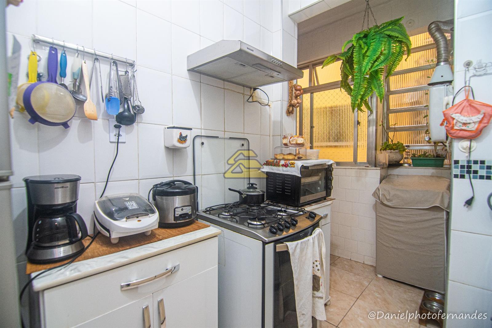 Apartamento à venda com 2 quartos, 64m² - Foto 13