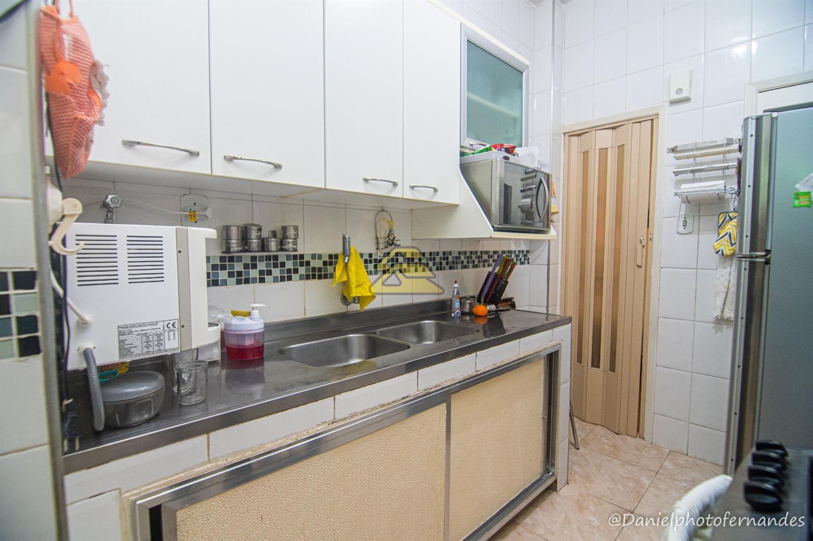 Apartamento à venda com 2 quartos, 64m² - Foto 14