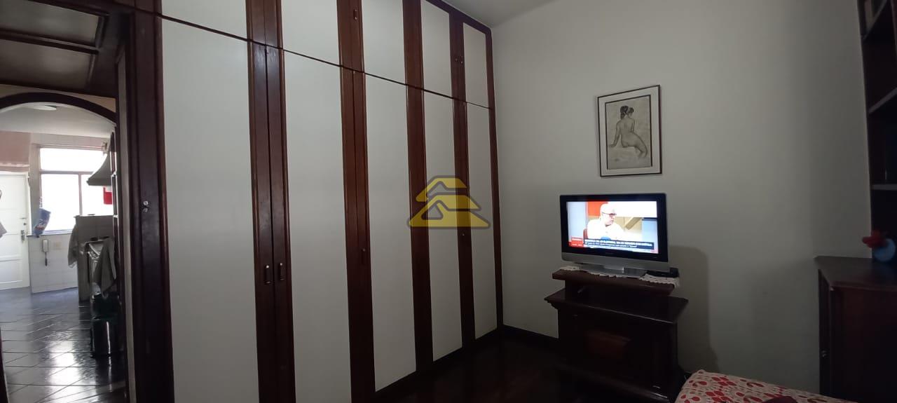 Apartamento à venda com 3 quartos, 121m² - Foto 12