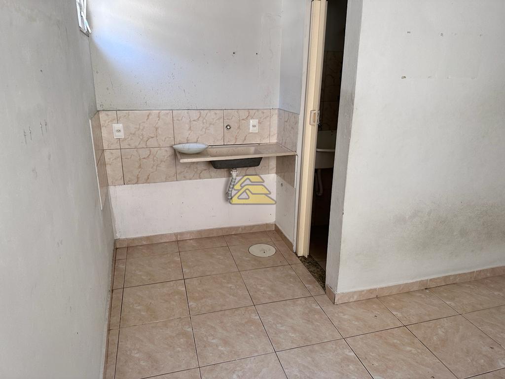 Prédio Inteiro à venda com 6 quartos, 292m² - Foto 14