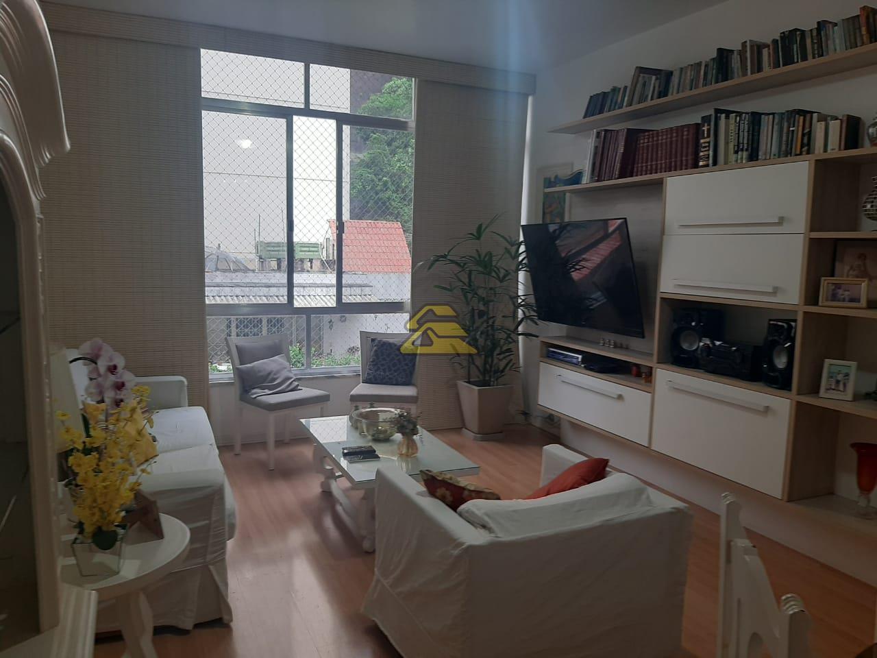 Apartamento à venda com 3 quartos, 81m² - Foto 1