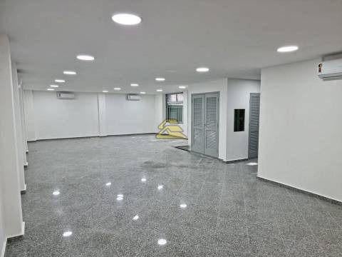 Prédio Inteiro para alugar, 675m² - Foto 3