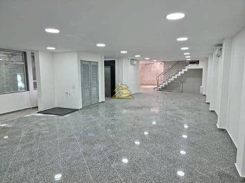 Prédio Inteiro para alugar, 675m² - Foto 1