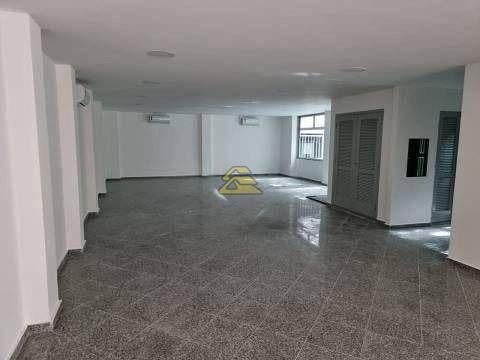 Prédio Inteiro para alugar, 675m² - Foto 4