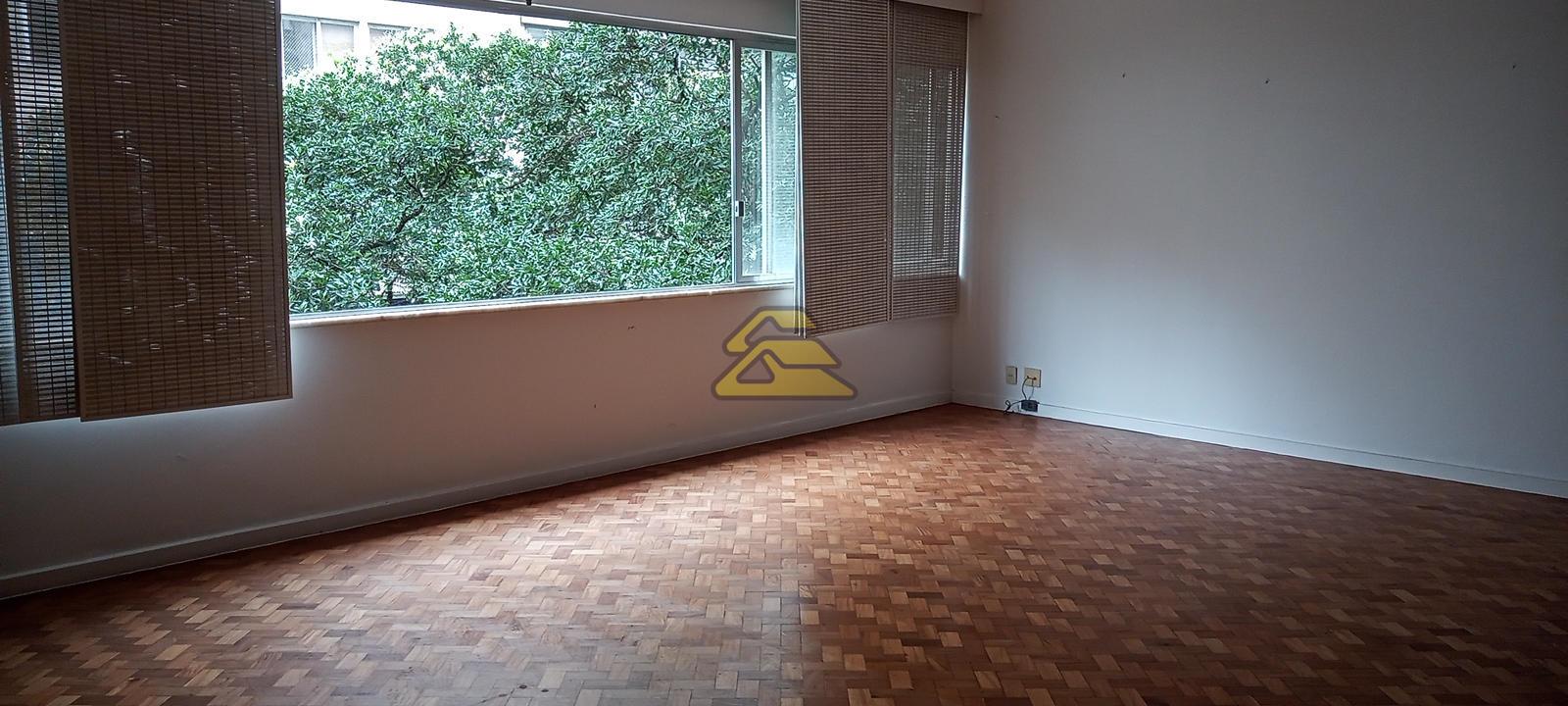 Apartamento à venda com 4 quartos, 194m² - Foto 1