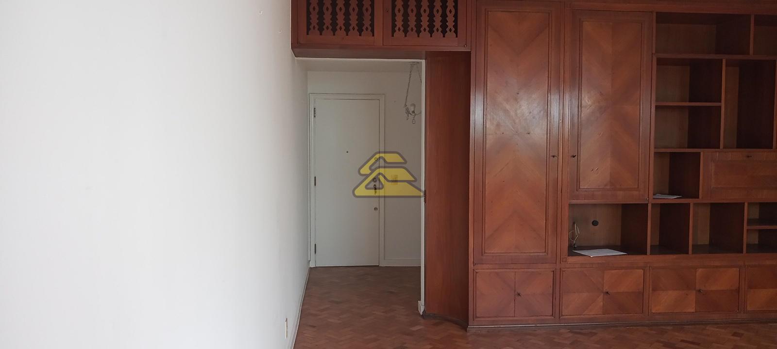 Apartamento à venda com 4 quartos, 194m² - Foto 8