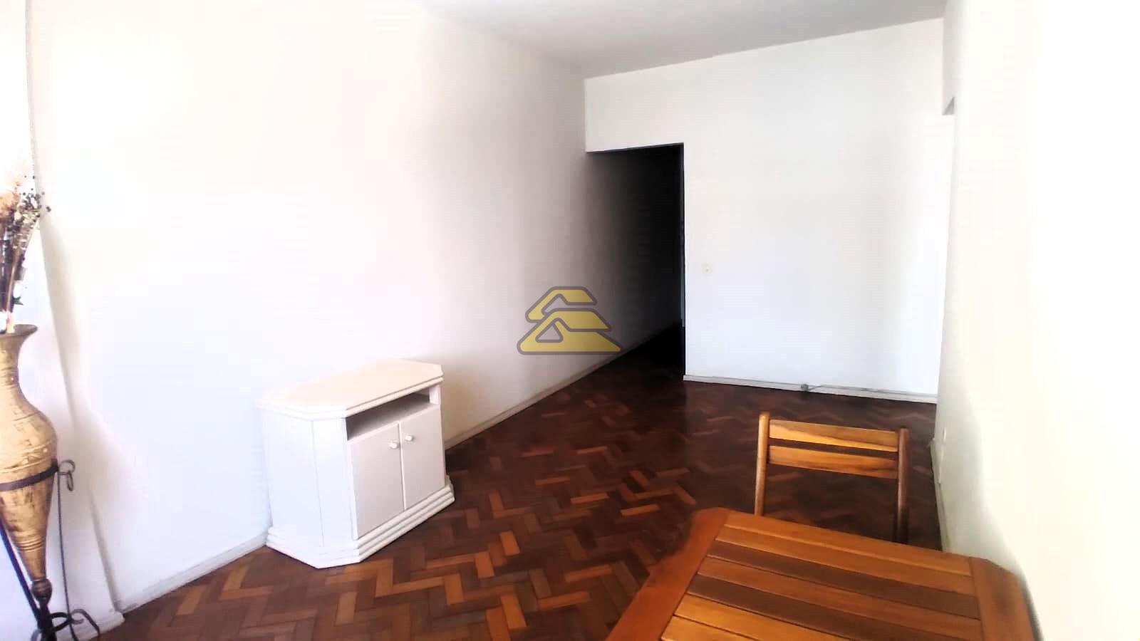 Apartamento à venda com 2 quartos, 66m² - Foto 5