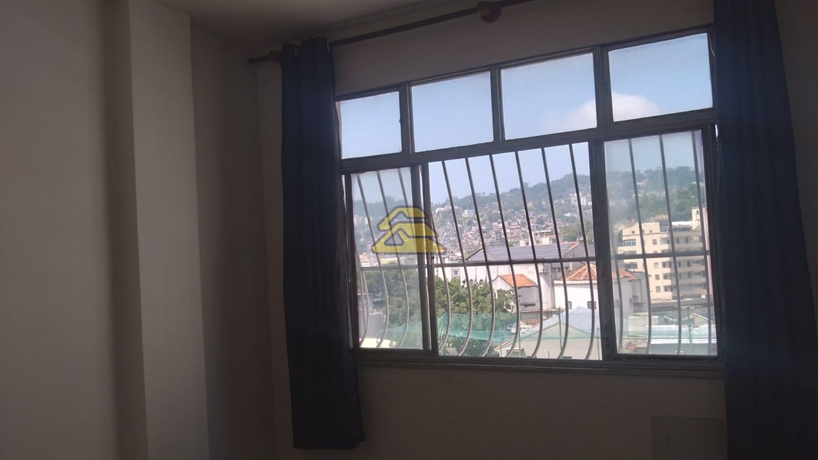 Apartamento à venda com 2 quartos, 66m² - Foto 19