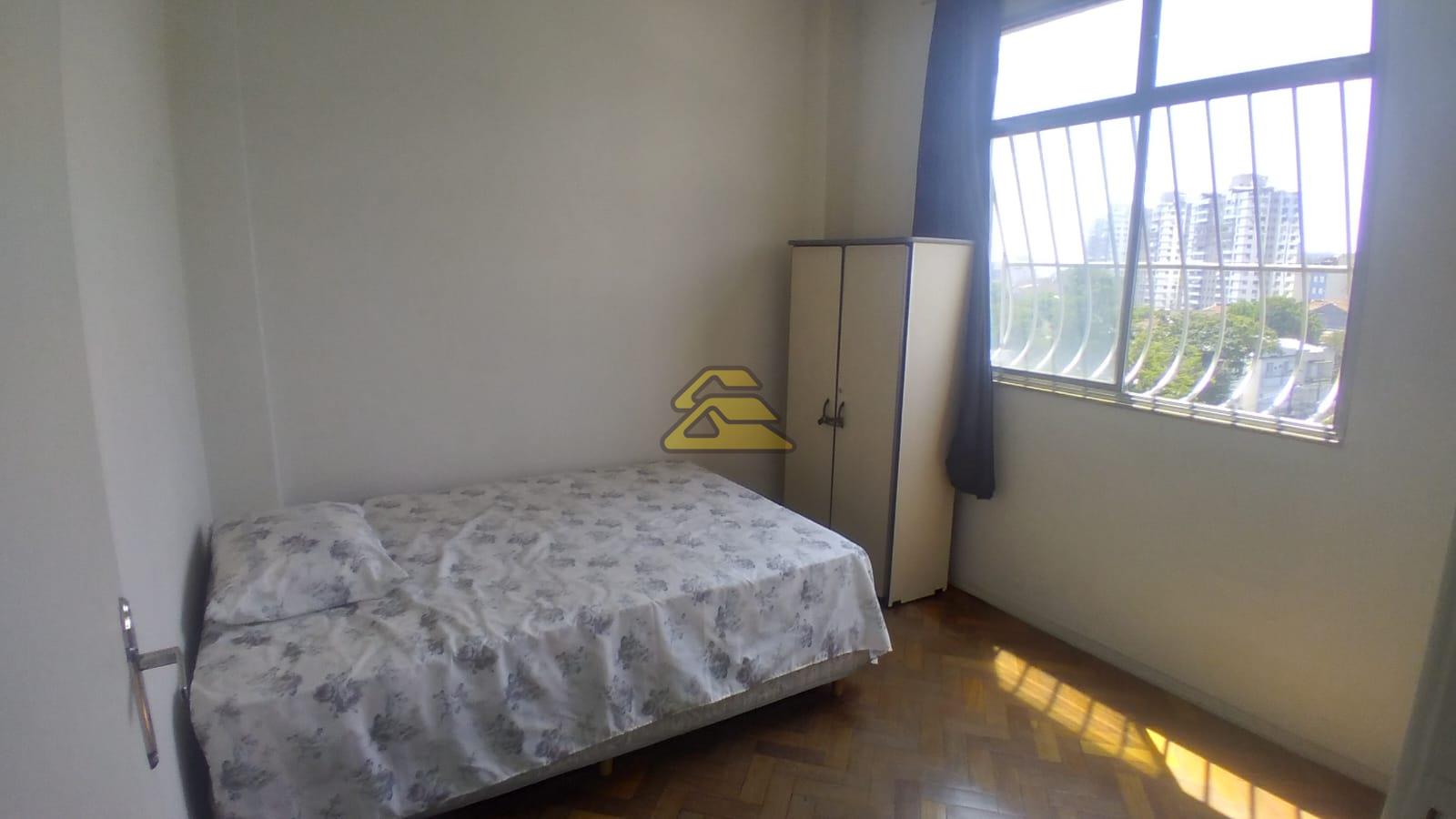 Apartamento à venda com 2 quartos, 66m² - Foto 25