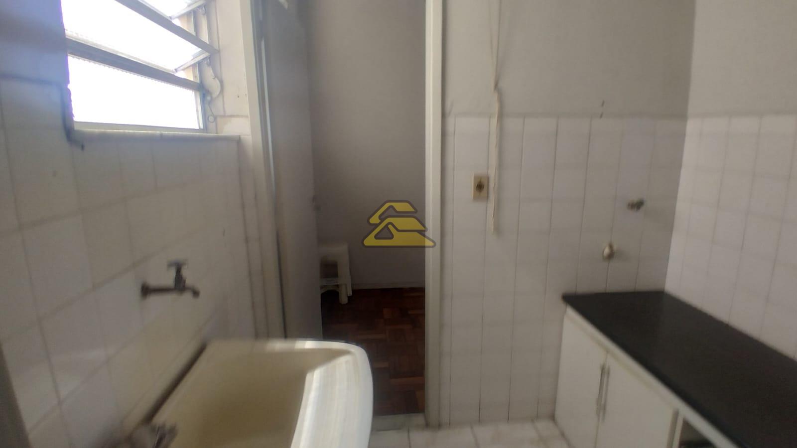 Apartamento à venda com 2 quartos, 66m² - Foto 31