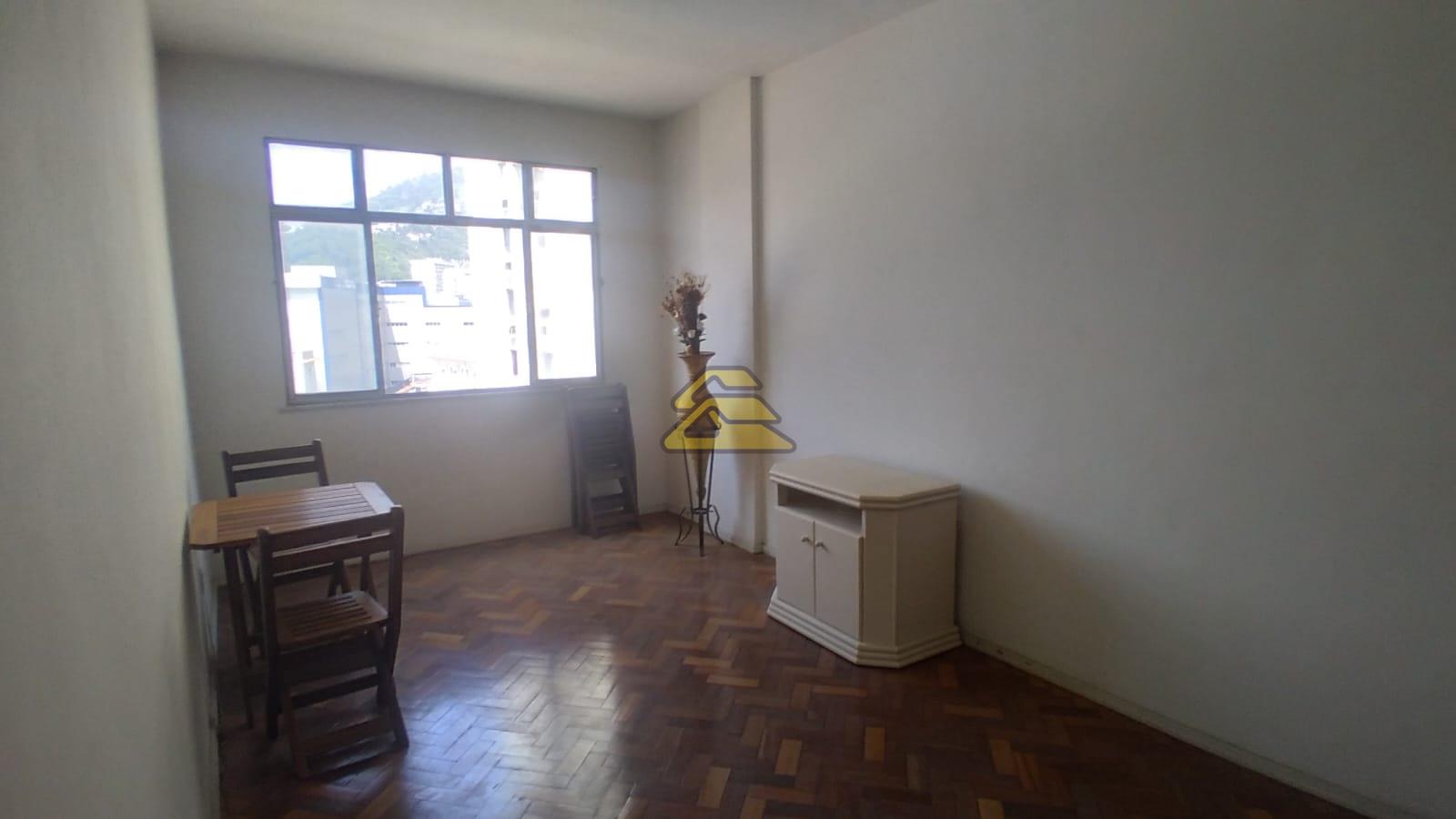 Apartamento à venda com 2 quartos, 66m² - Foto 8