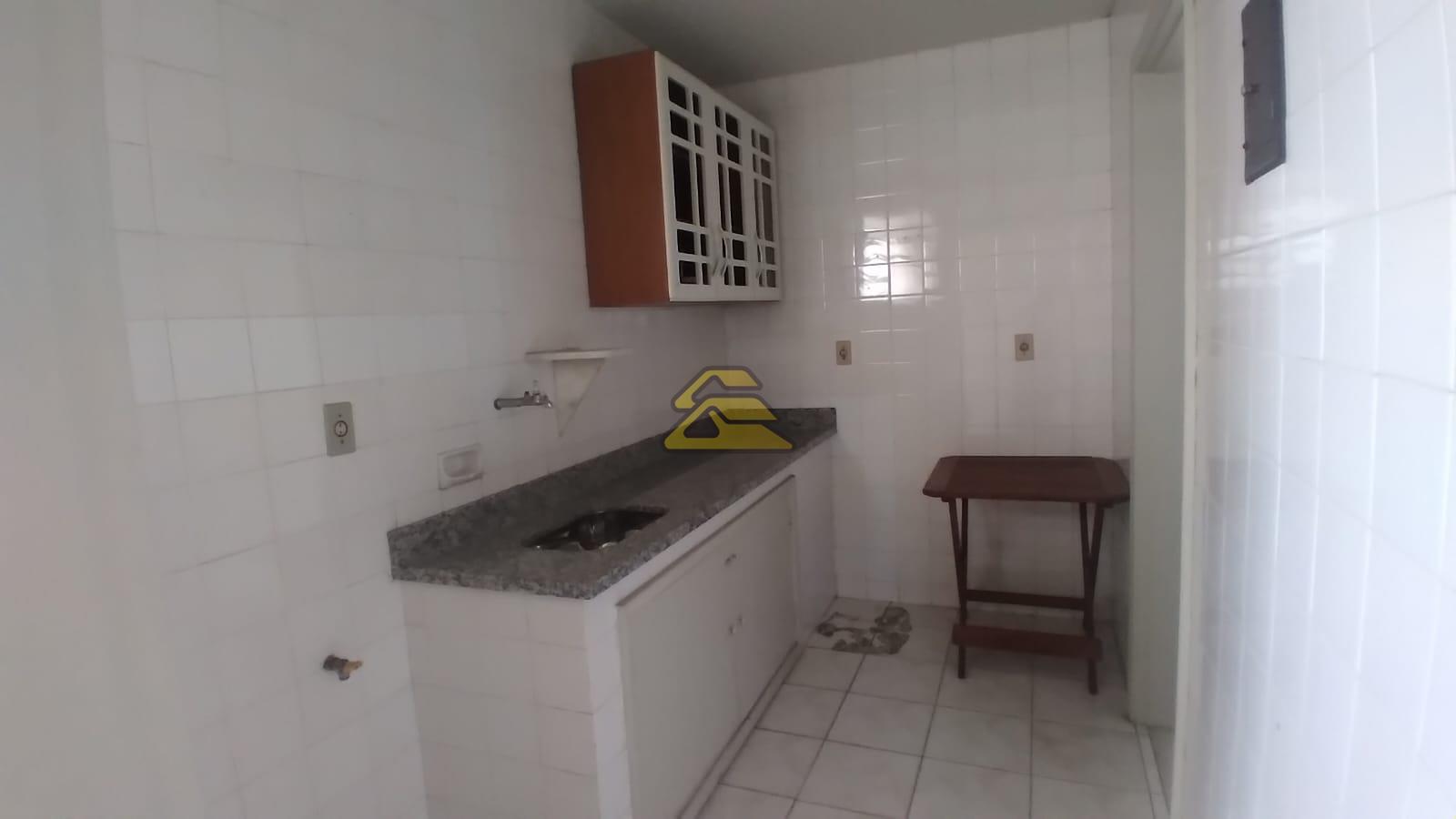 Apartamento à venda com 2 quartos, 66m² - Foto 27