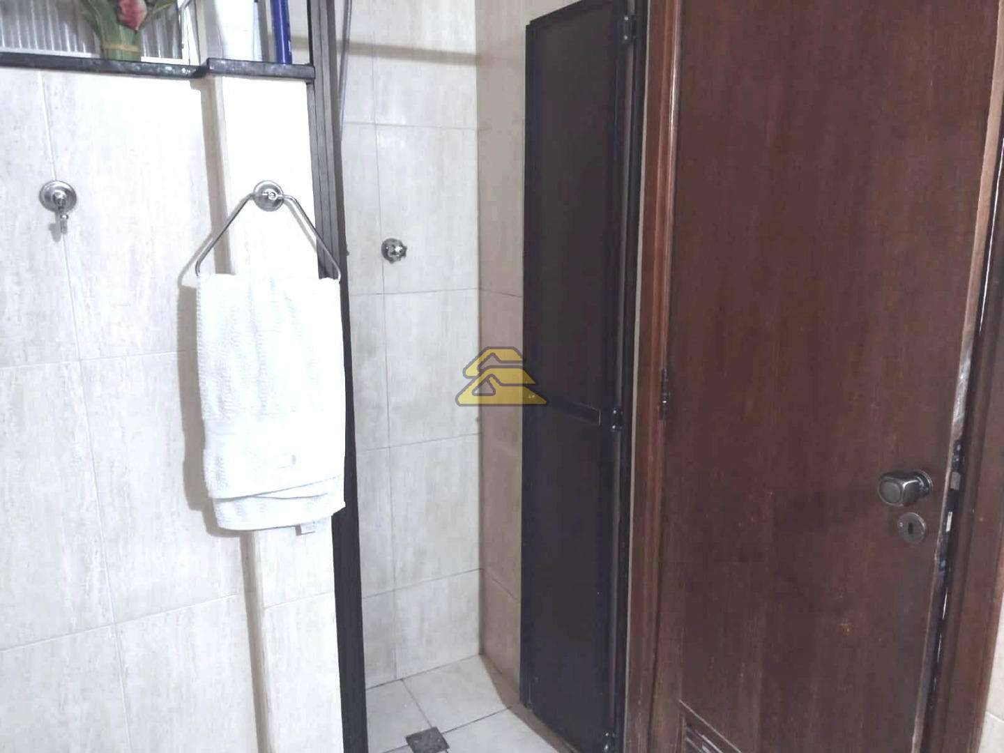 Apartamento à venda com 2 quartos, 84m² - Foto 11