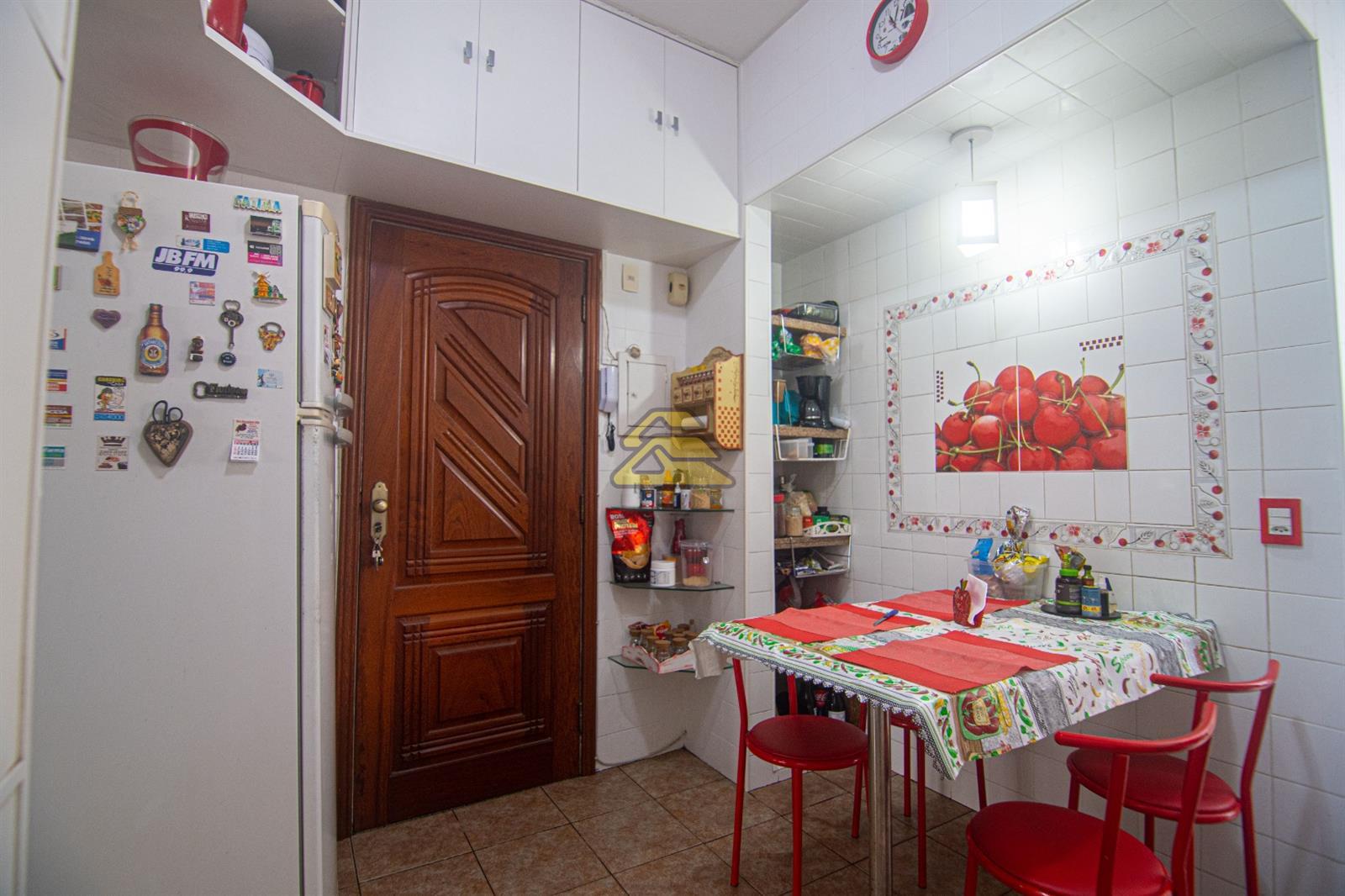 Apartamento à venda com 2 quartos, 87m² - Foto 11