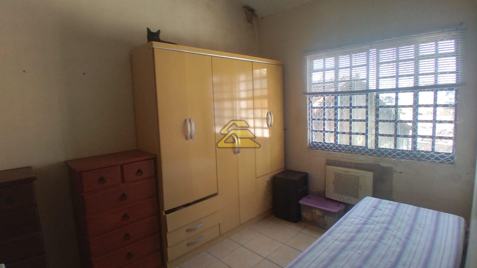 Casa à venda com 9 quartos, 150m² - Foto 40