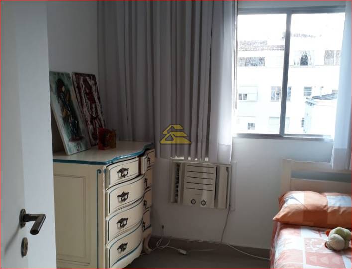 Apartamento à venda com 2 quartos, 70m² - Foto 5