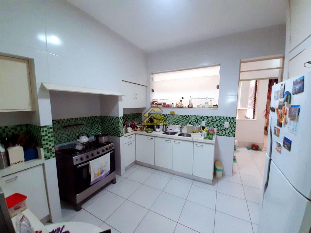 Apartamento à venda com 3 quartos, 284m² - Foto 16