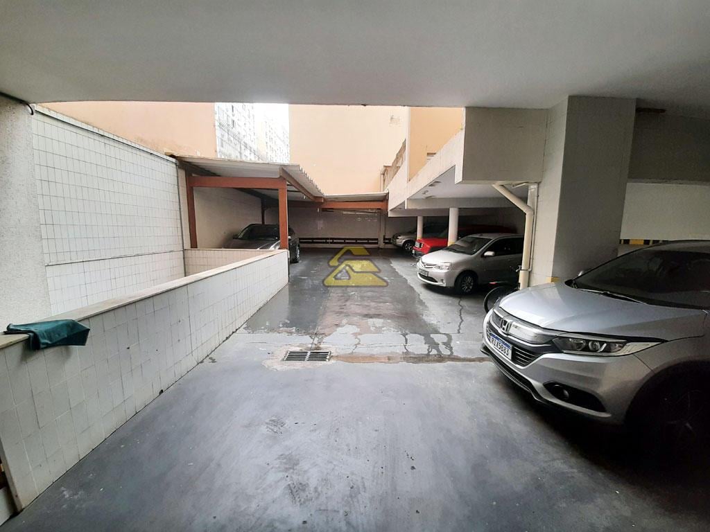 Apartamento à venda com 3 quartos, 284m² - Foto 22