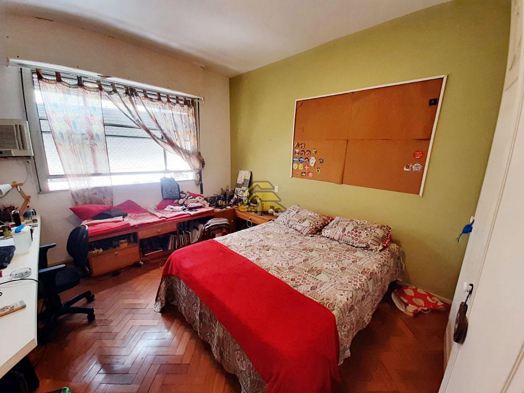 Apartamento à venda com 3 quartos, 284m² - Foto 9