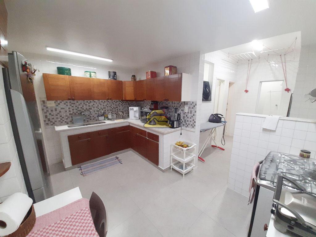 Apartamento à venda com 4 quartos, 199m² - Foto 16