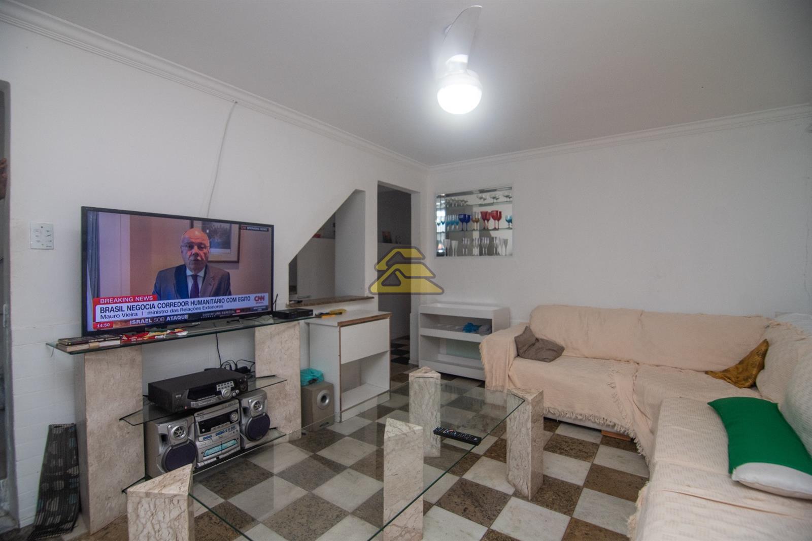 Casa à venda com 10 quartos, 360m² - Foto 41