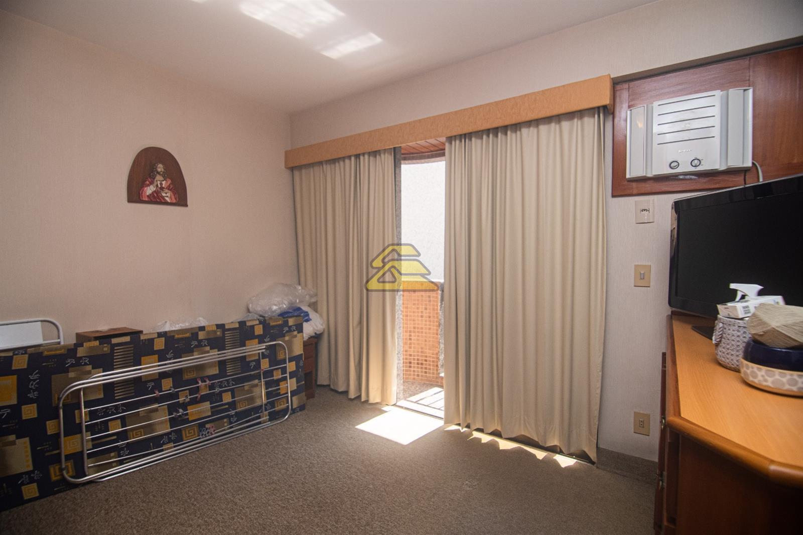 Apartamento à venda com 3 quartos, 157m² - Foto 11