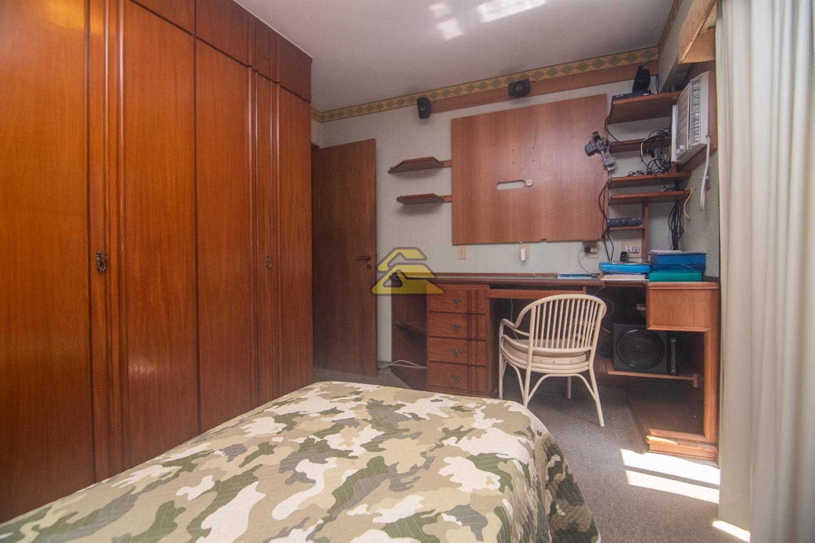 Apartamento à venda com 3 quartos, 157m² - Foto 15