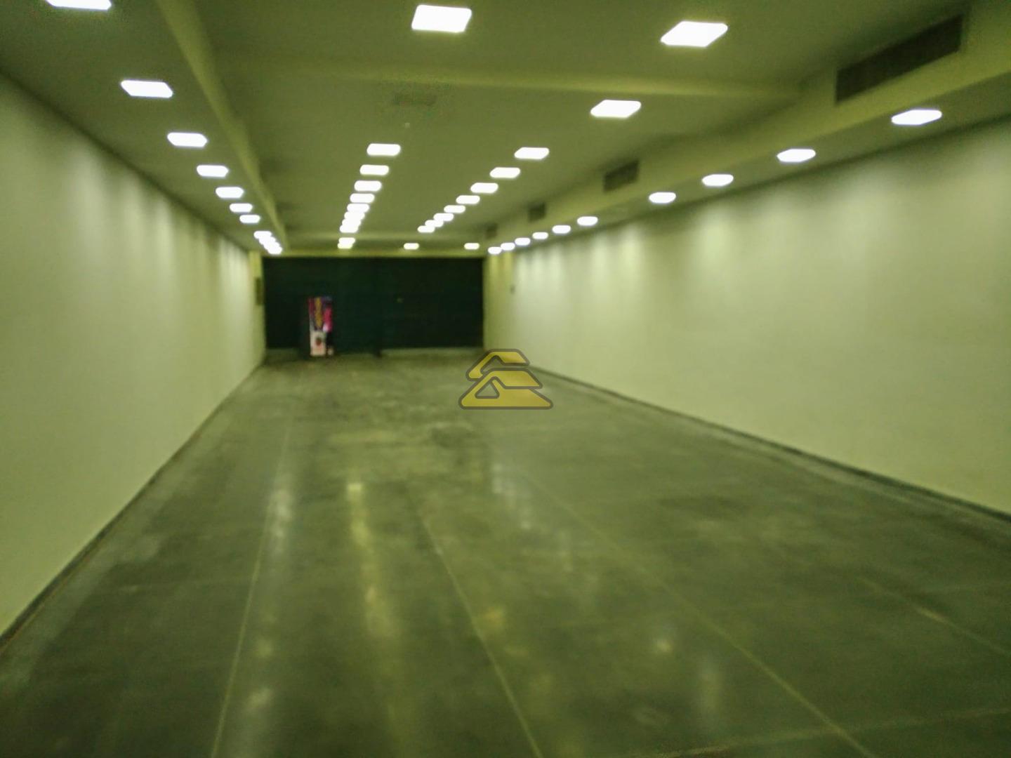 Prédio Inteiro para alugar, 450m² - Foto 2