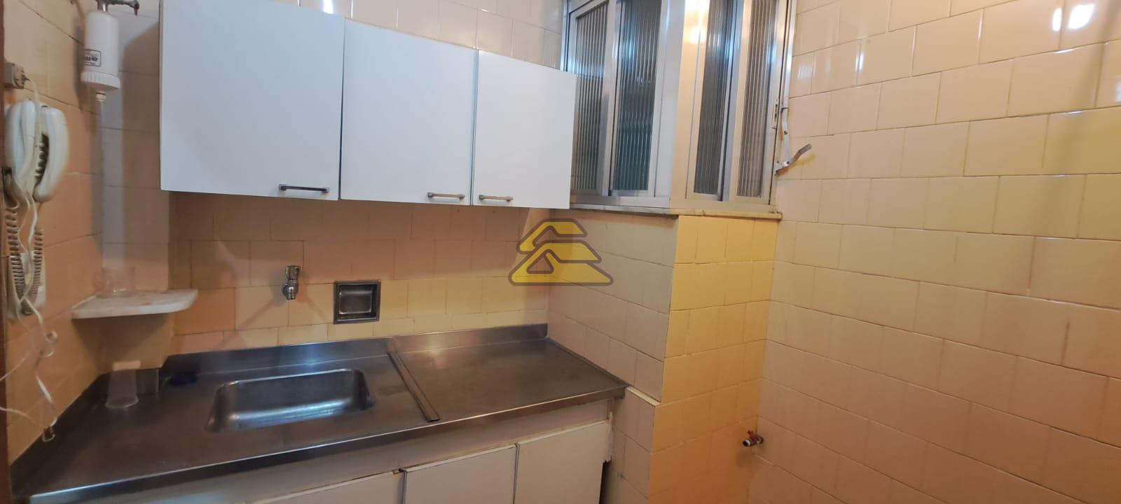 Apartamento à venda com 1 quarto, 41m² - Foto 9