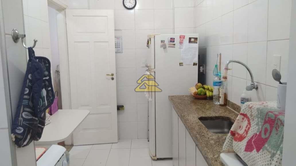 Apartamento à venda com 2 quartos, 57m² - Foto 13