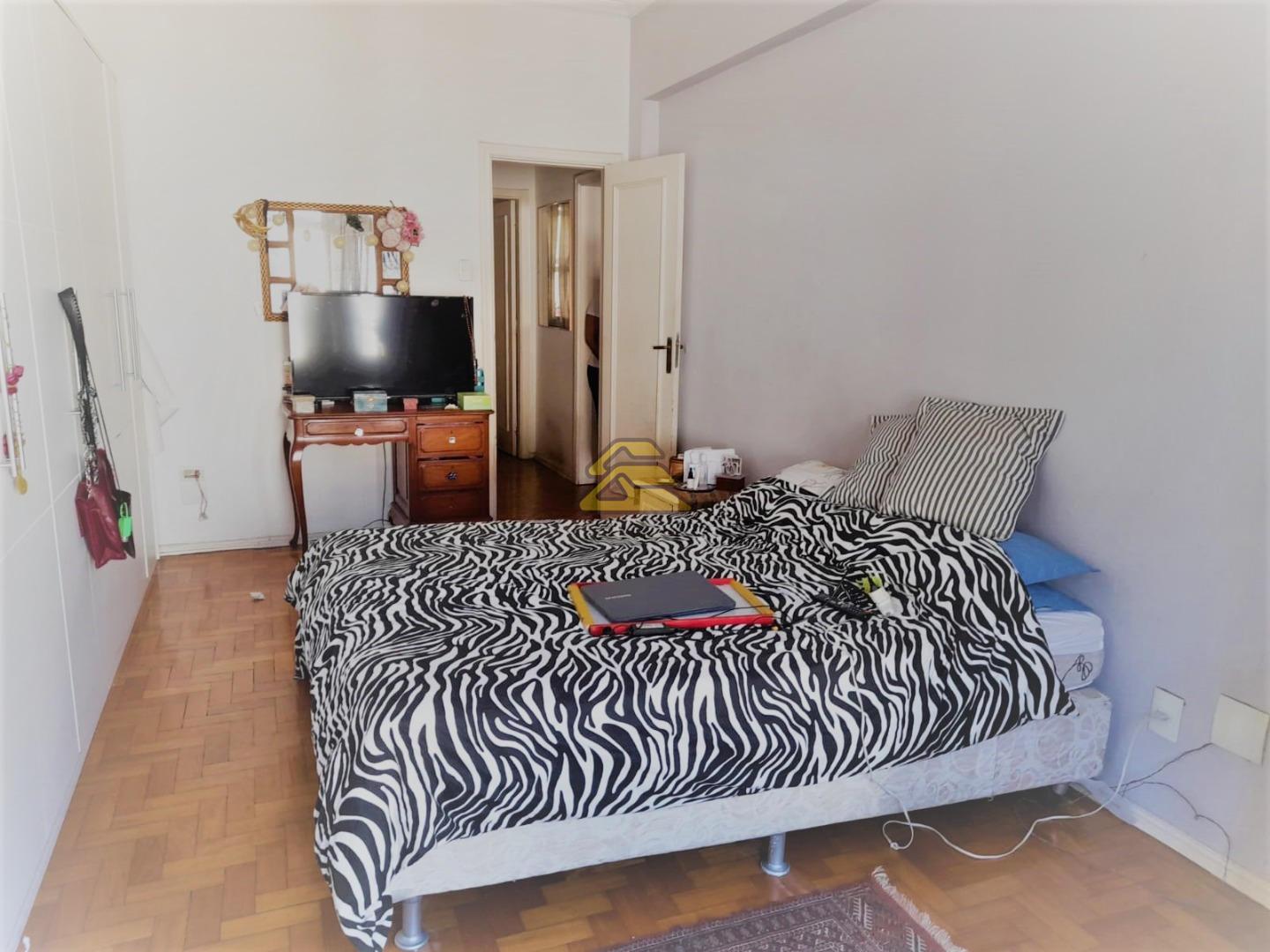 Apartamento à venda com 3 quartos, 130m² - Foto 11