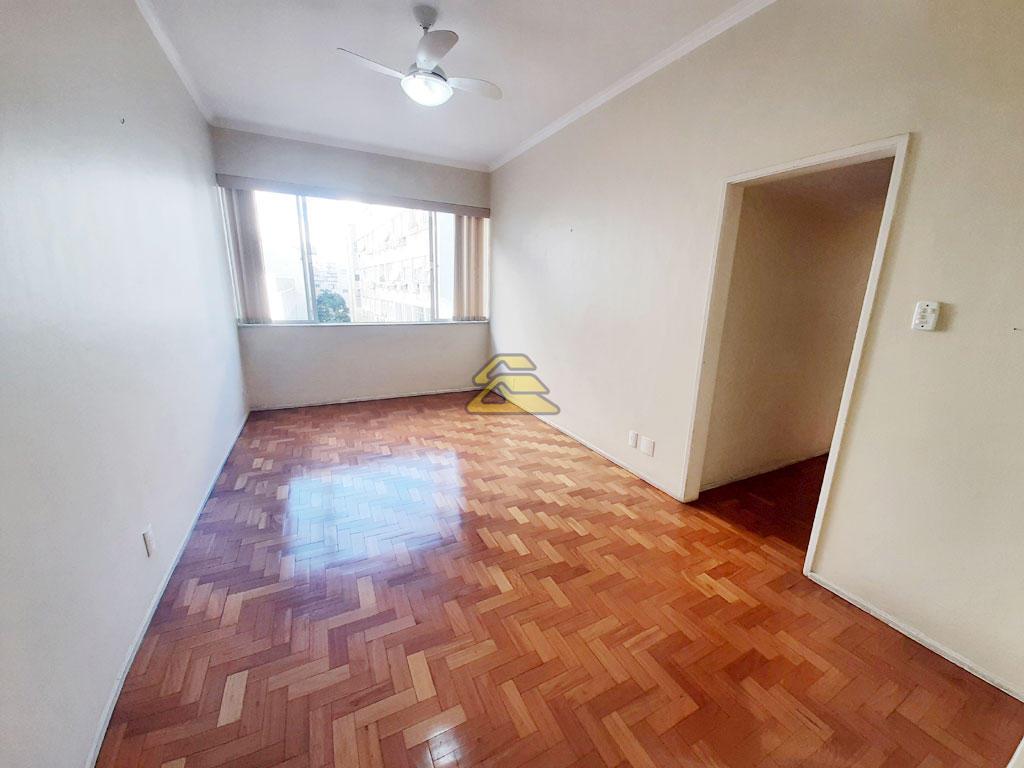 Apartamento à venda com 3 quartos, 97m² - Foto 1