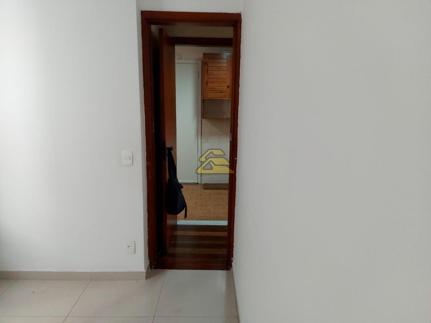 Apartamento à venda com 3 quartos, 104m² - Foto 14