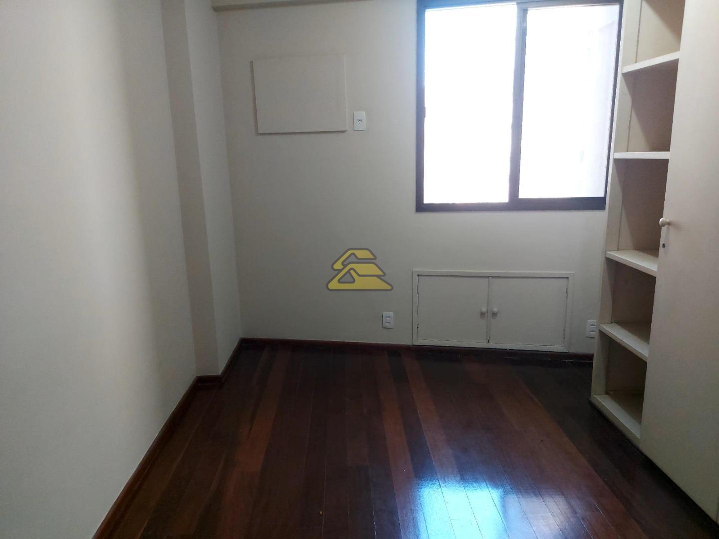 Apartamento à venda com 3 quartos, 104m² - Foto 9