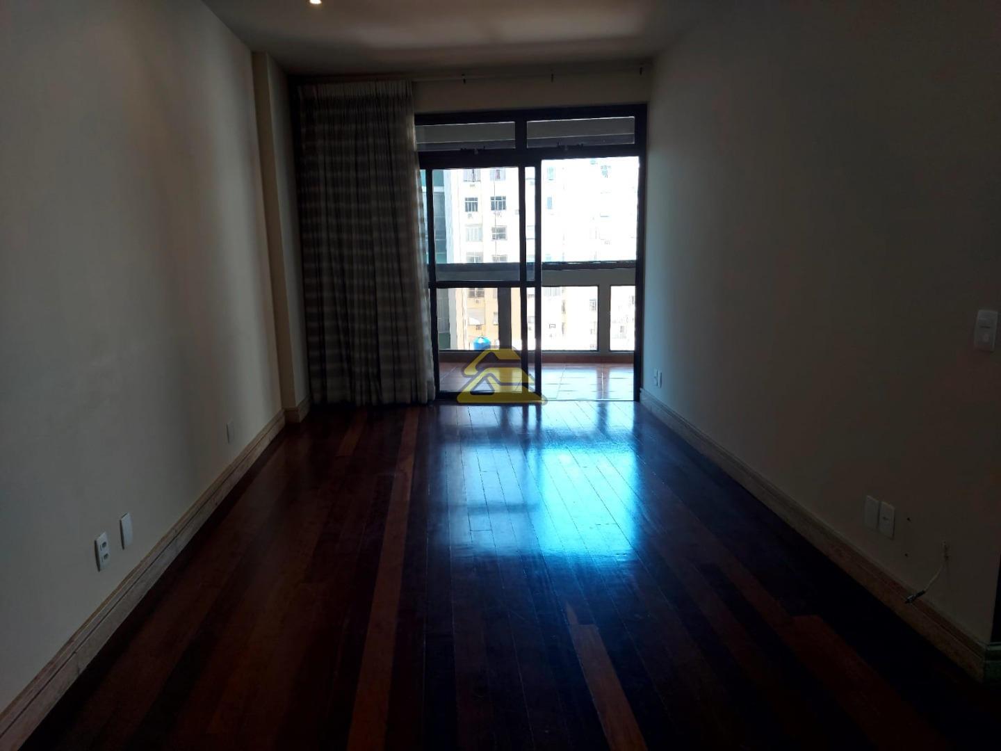 Apartamento à venda com 3 quartos, 104m² - Foto 1