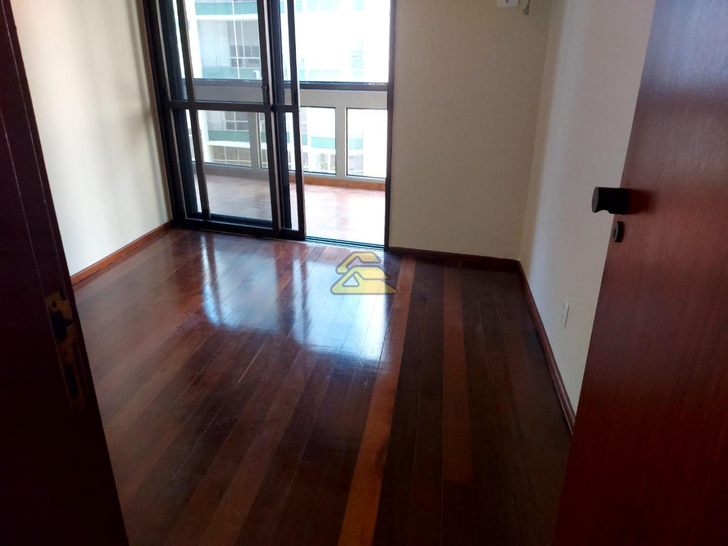 Apartamento à venda com 3 quartos, 104m² - Foto 5