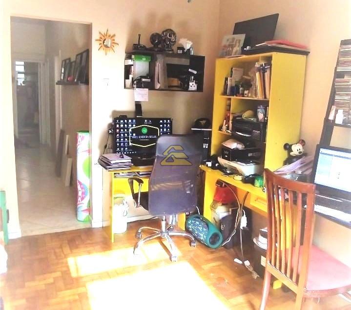 Apartamento à venda com 3 quartos, 120m² - Foto 13