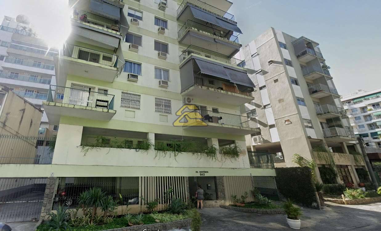 Apartamento à venda com 2 quartos, 69m² - Foto 2